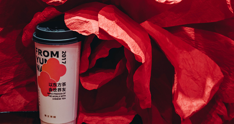 霸王茶姬加盟多少钱左右2025年，霸王茶姬加盟费用和条件要求