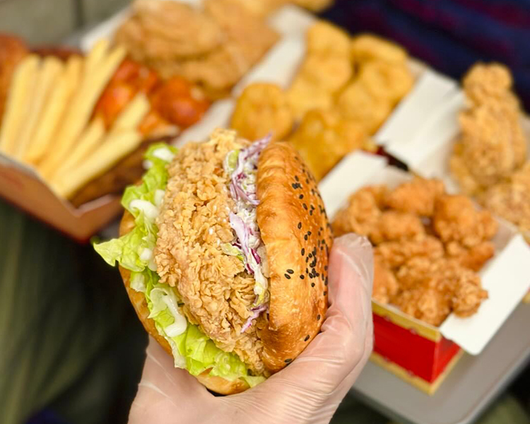 塔斯汀汉堡加盟流程和费用多少钱，开个塔斯汀汉堡美食店多少钱